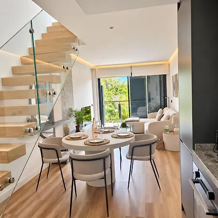 Penthouse Ventura *